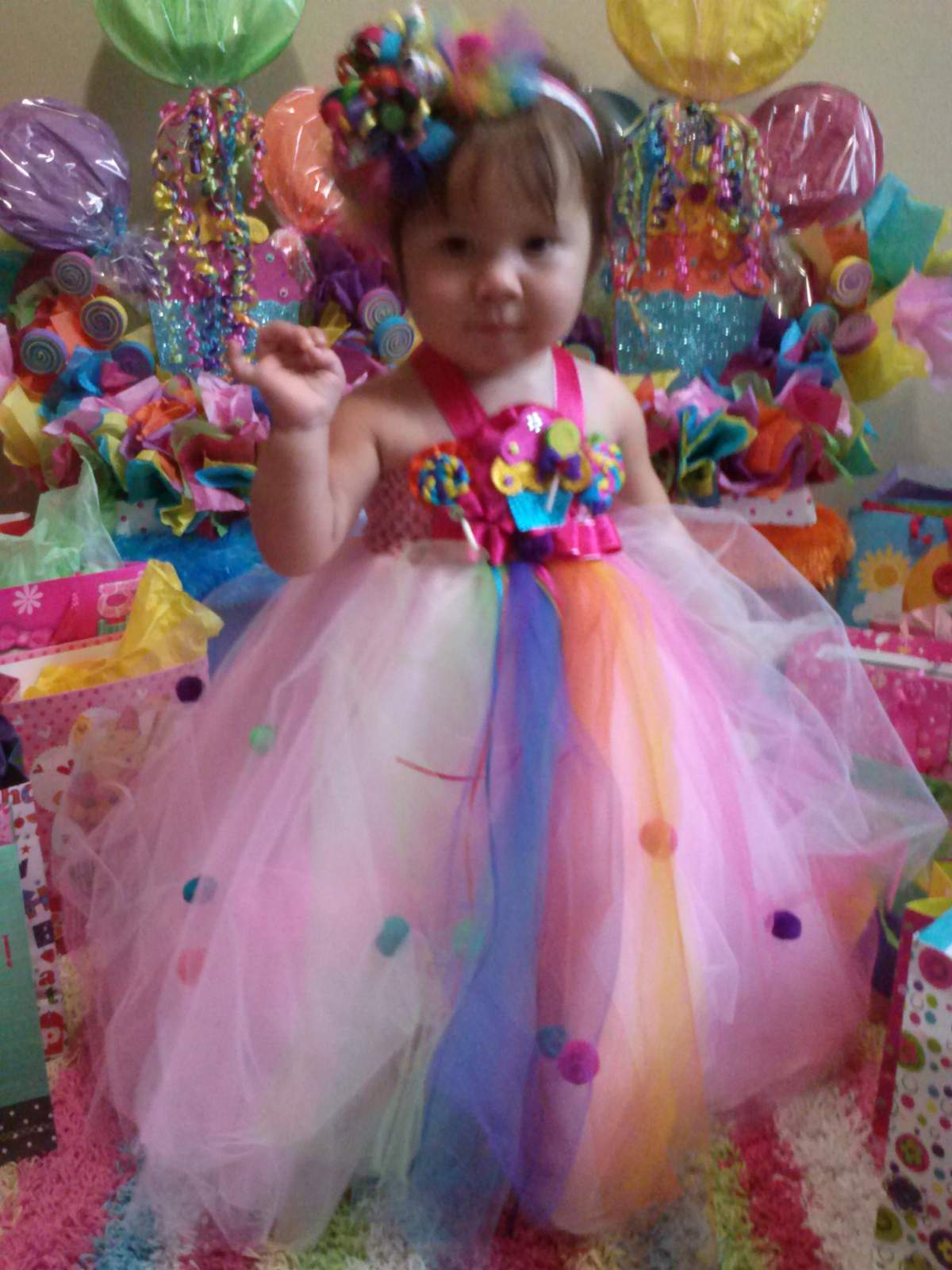 Jeanny's 1st Candy Birthday - Candy & cupcake