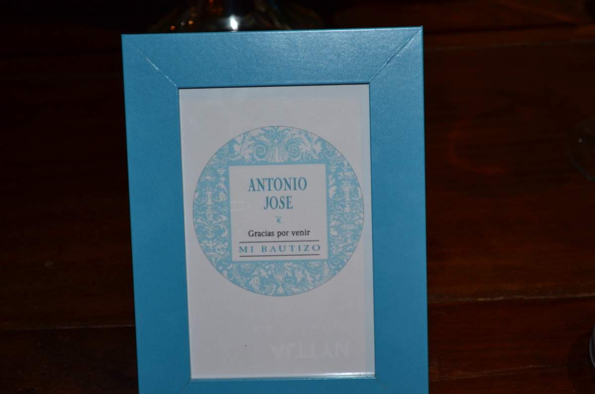 Bautizo de Antonio - None