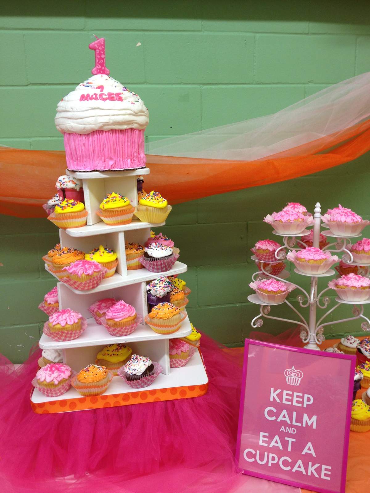 Macee's 1st Birthday - Cupcakes and Tutus
