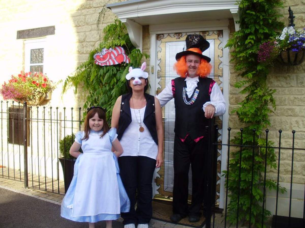 Underland tea party - Alice in Wonderland, Mad Tea Party