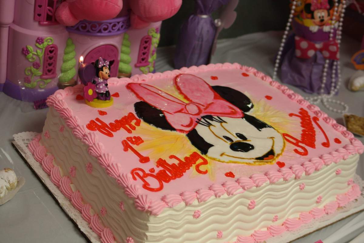 Amanda First Year - Minnie Mouse