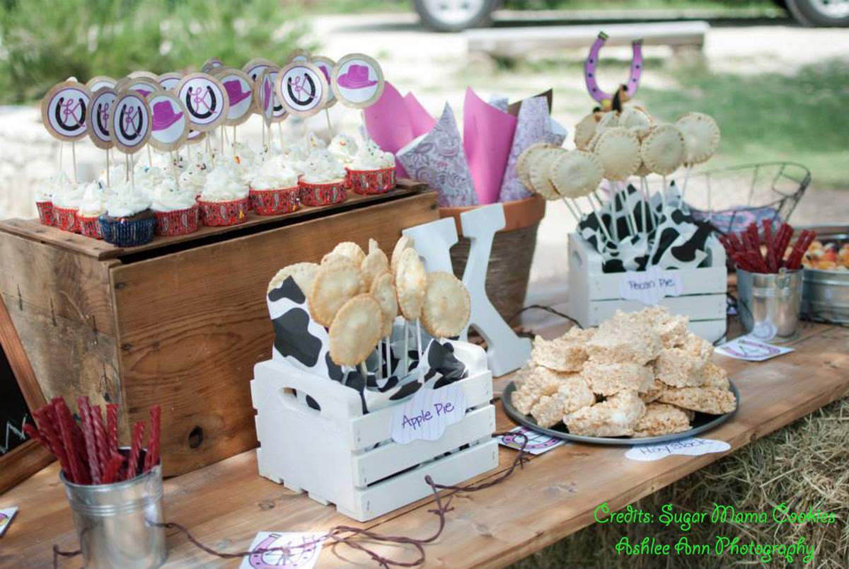 Little Buckaroo Cowgirl Party - Pink cowgirl
