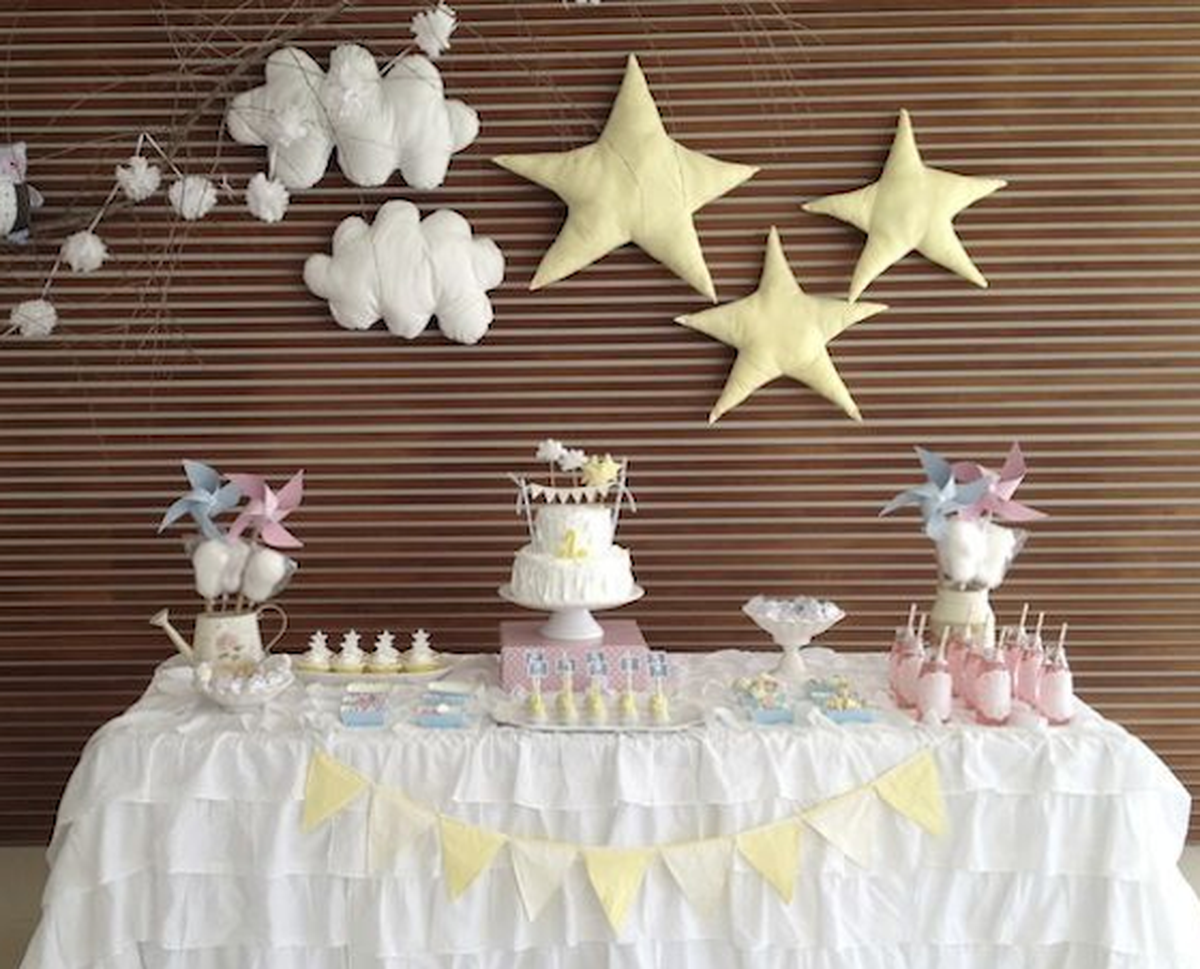 {TWINKLE LITTLE STAR} - None