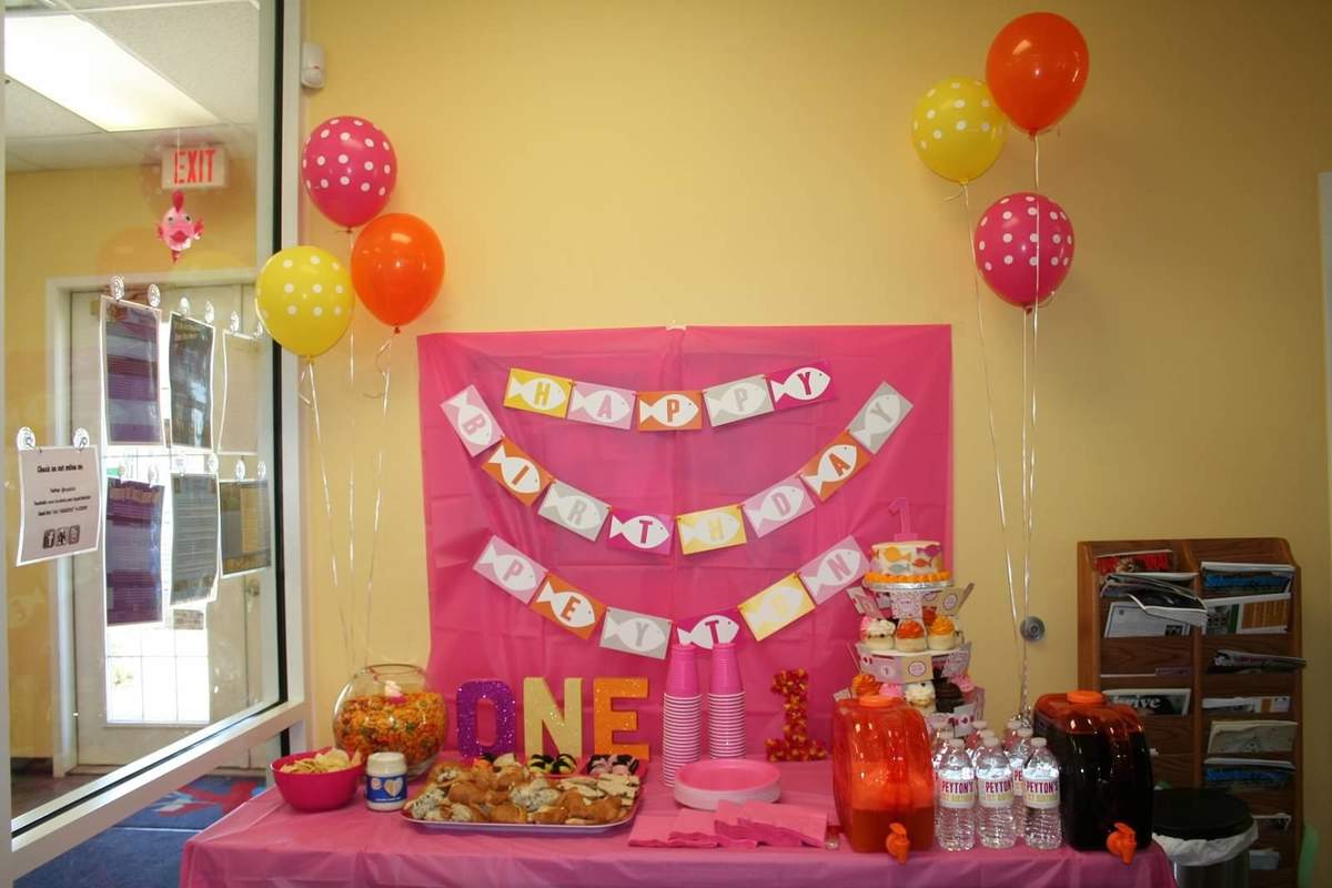 Peyton's Fishy Party - Girly Fishies