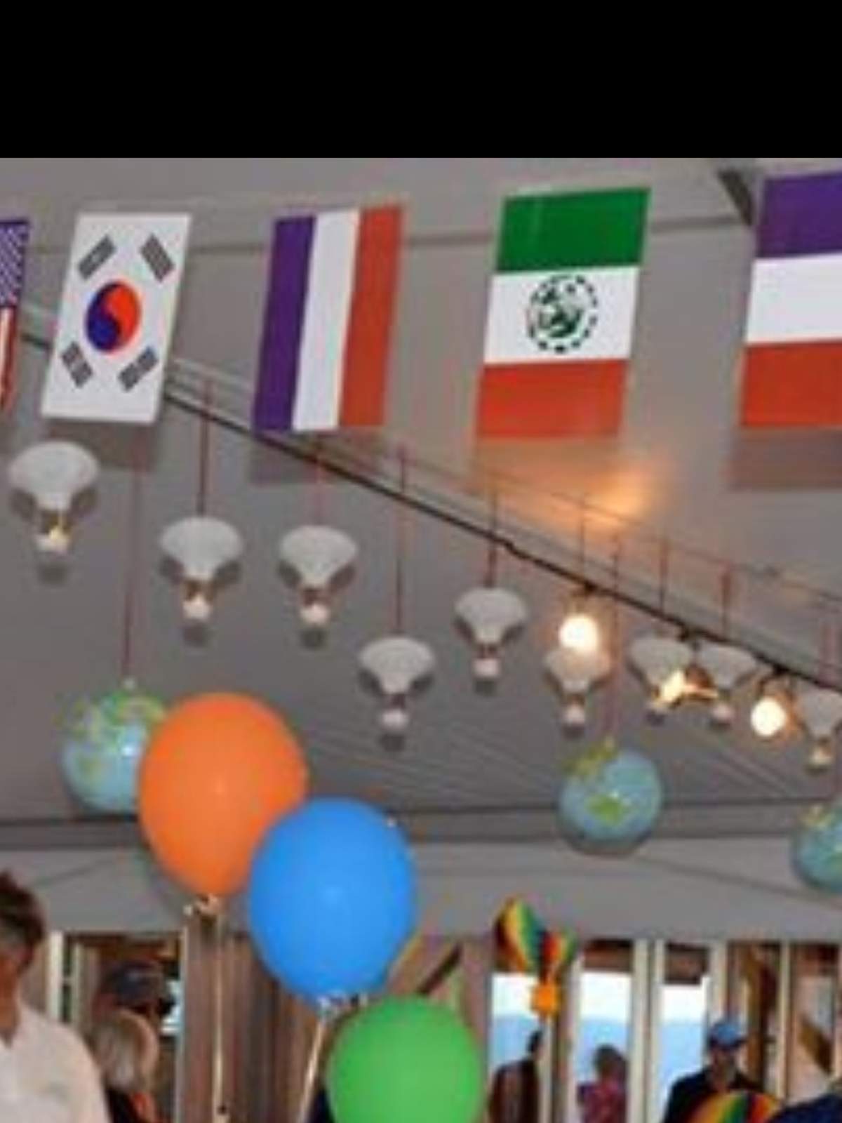 Around The World In 18 Holes Balloon - Hot air balloon