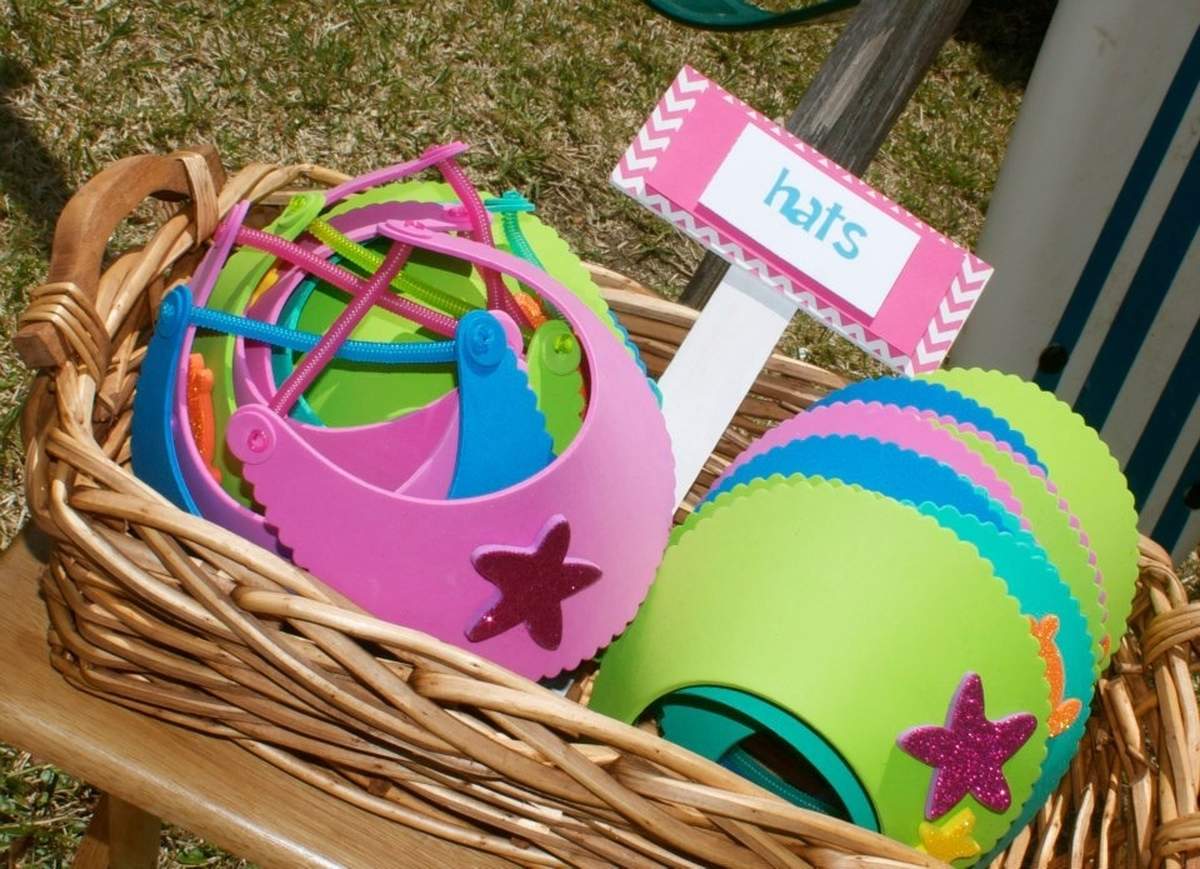 Surfer Girl and Backyard Beach Bash Birthday Party Ideas | Photo 17 of ...