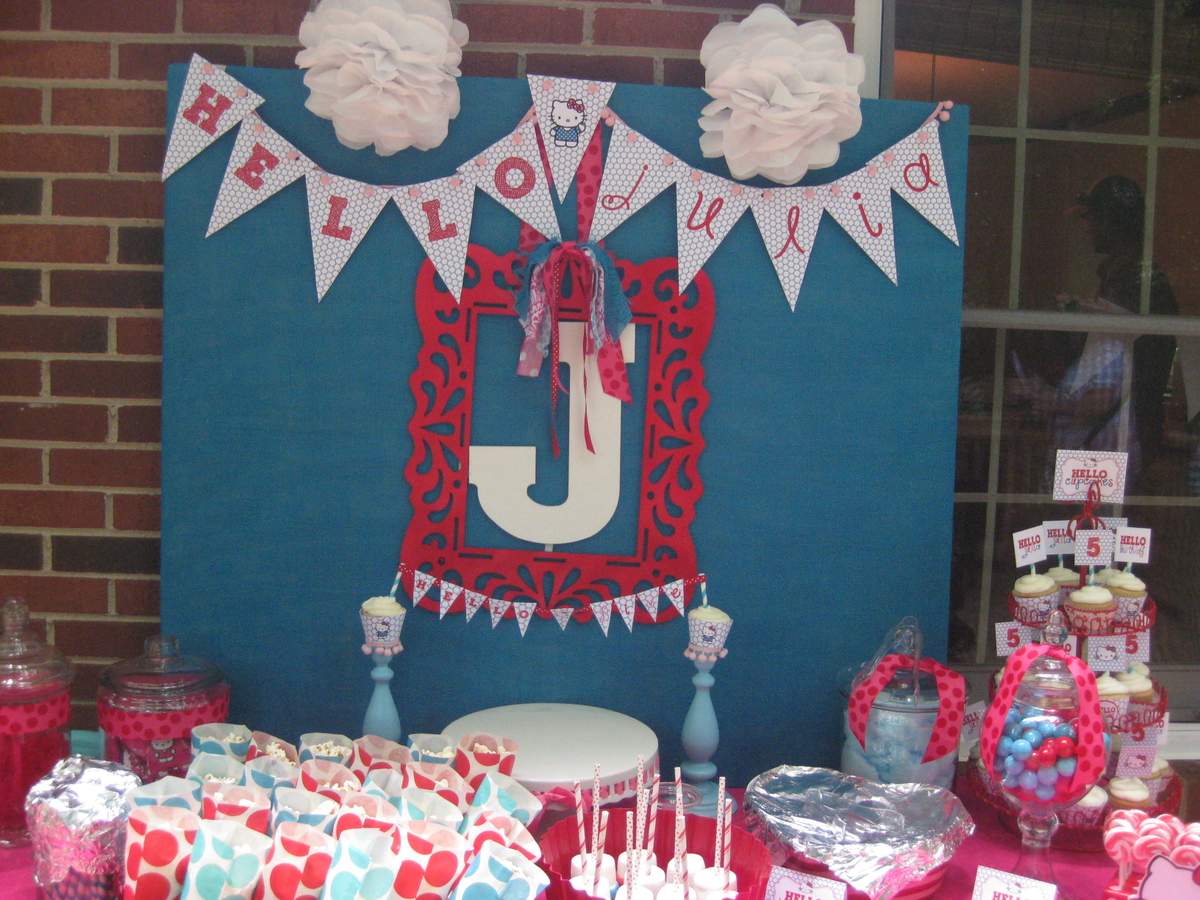 Julia's 5th Hello Kitty Party - Hello Kitty