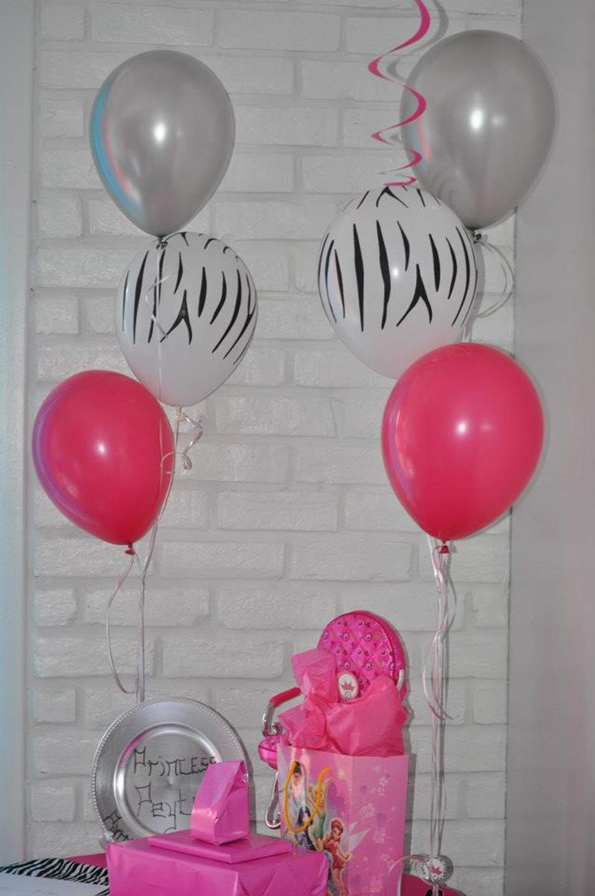 Hot Pinkalicious & Black Spa Party - Spa Party