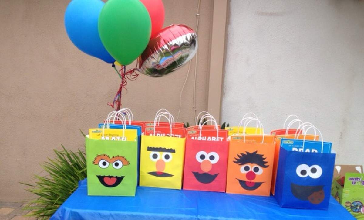 Mia Street - Sesame Street