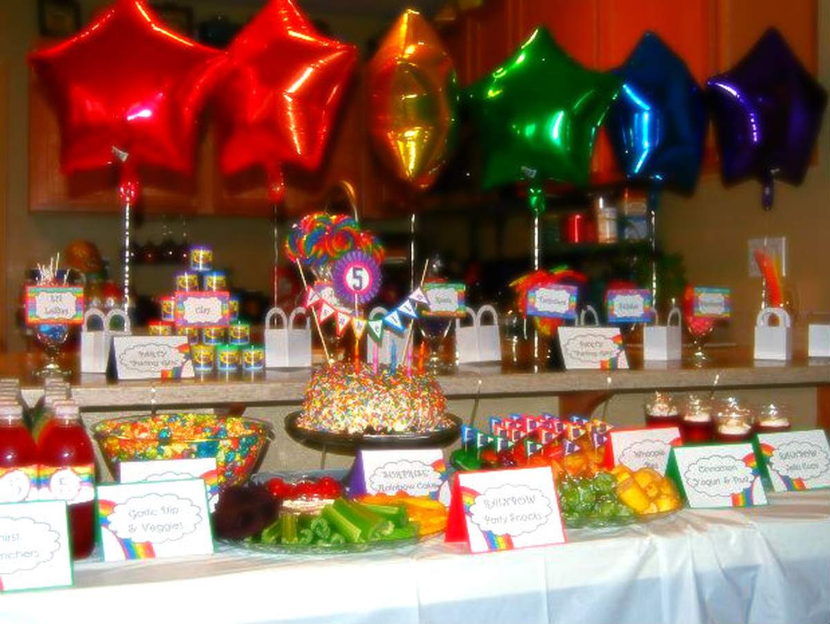 5th Birthday Party - Rainbow