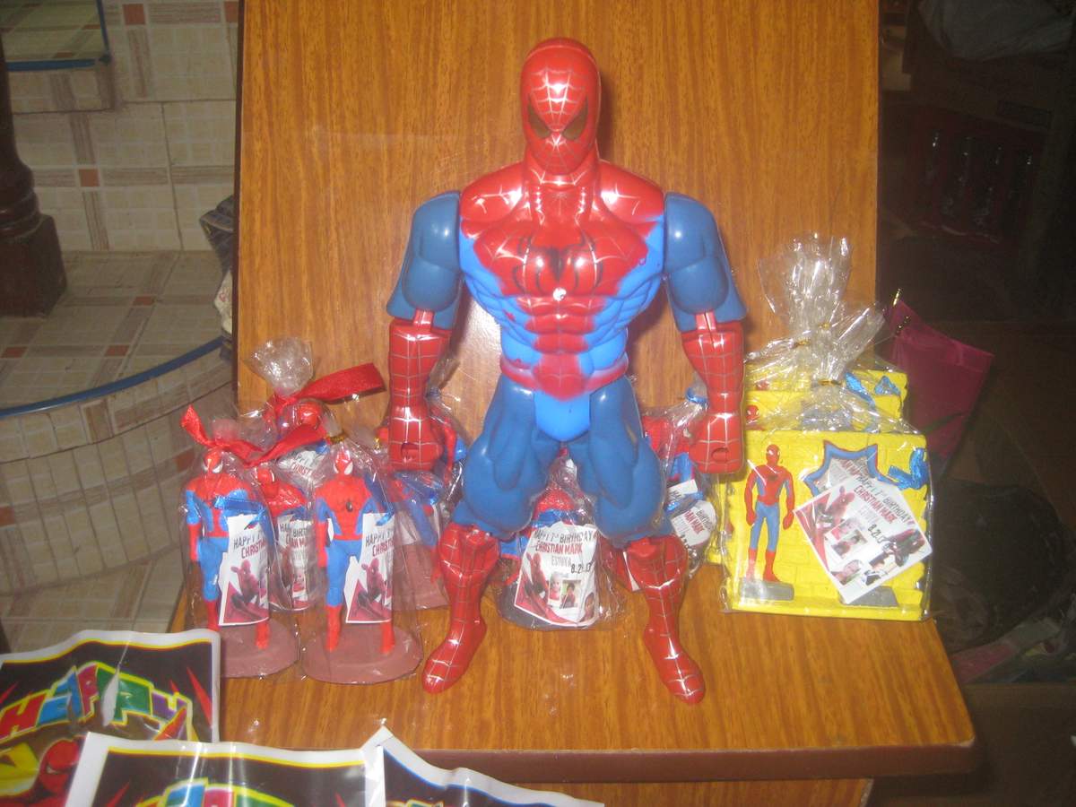 unique souvenirs for 7th birthday boy