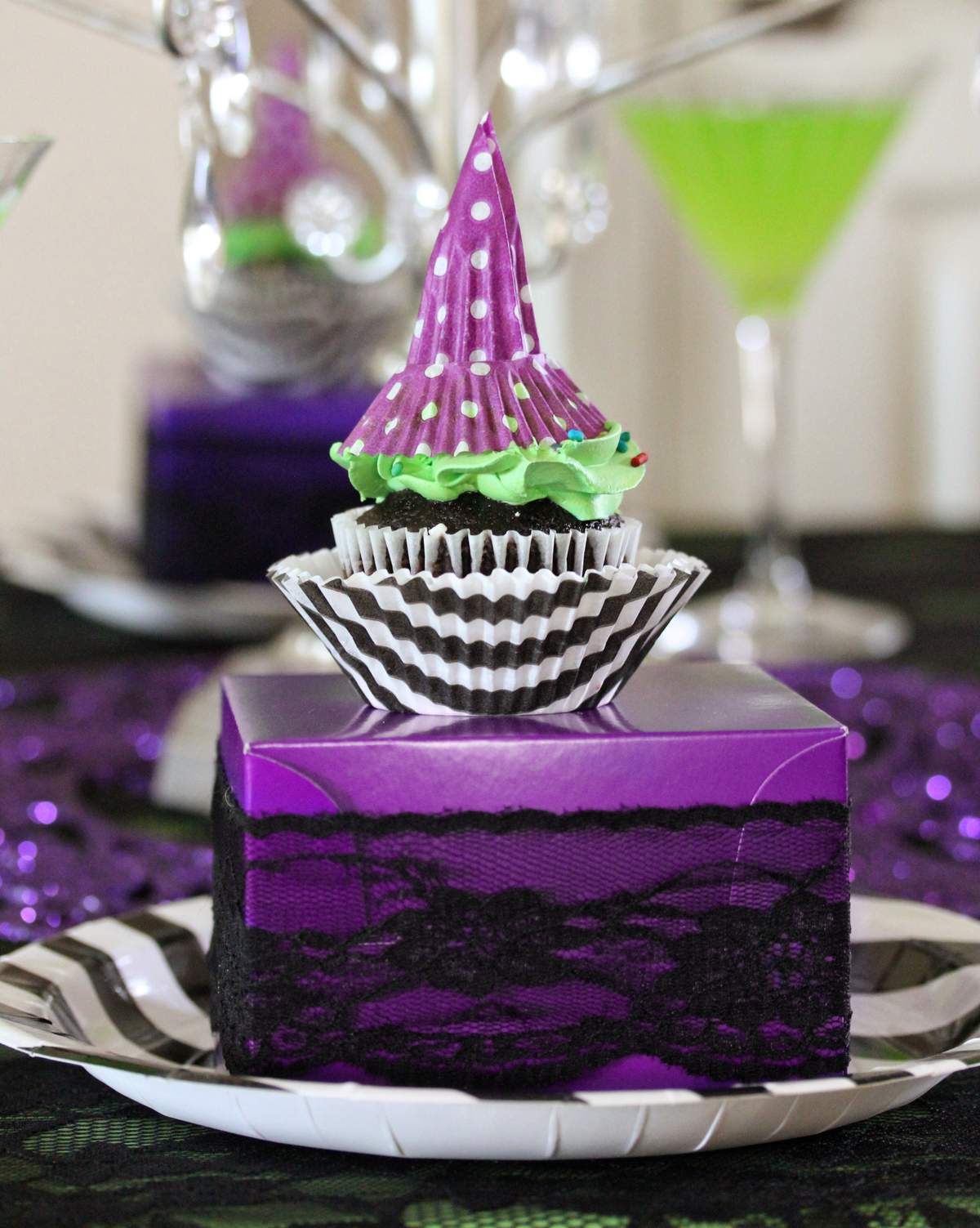 Wicked Cupcakes & Cocktails - Girls Night Halloween Party 