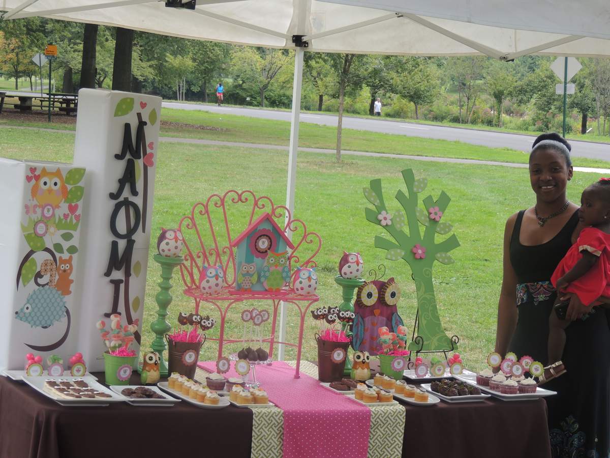 Naomi's 1st birthday party - Owl Theme