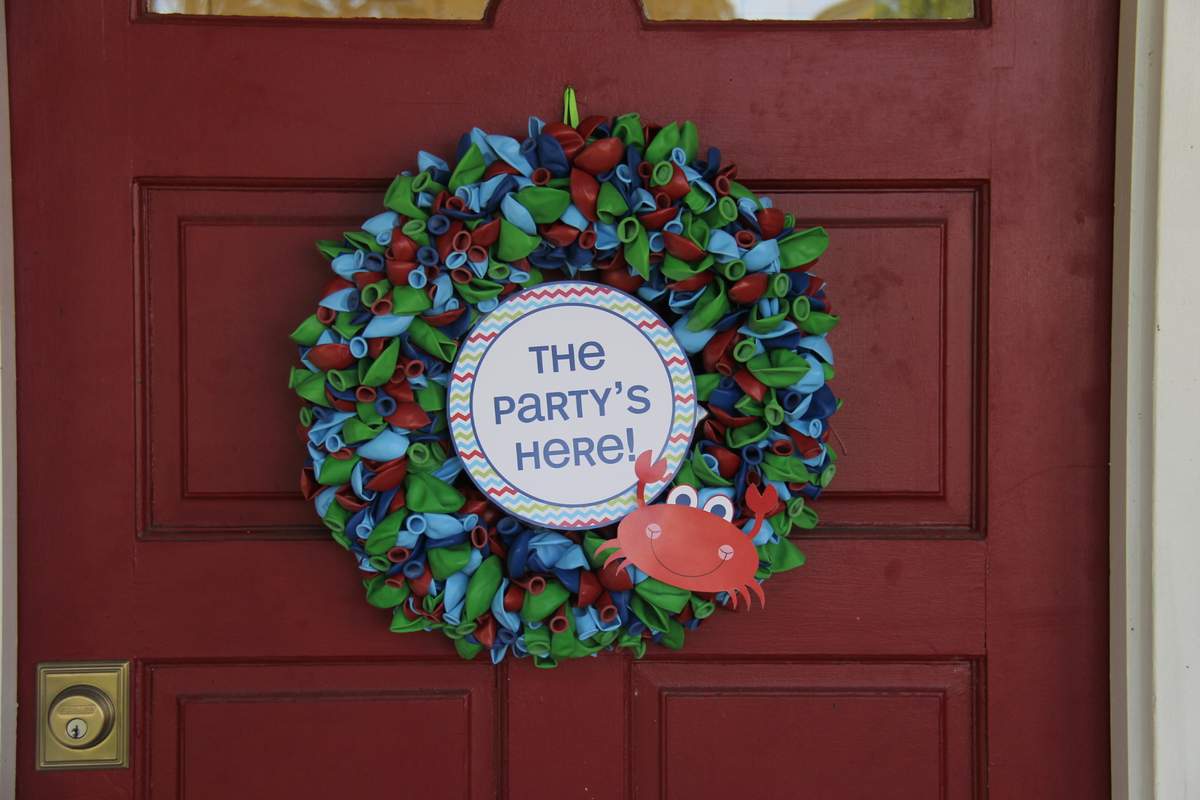 Snappin' Good Crab Party - Crab