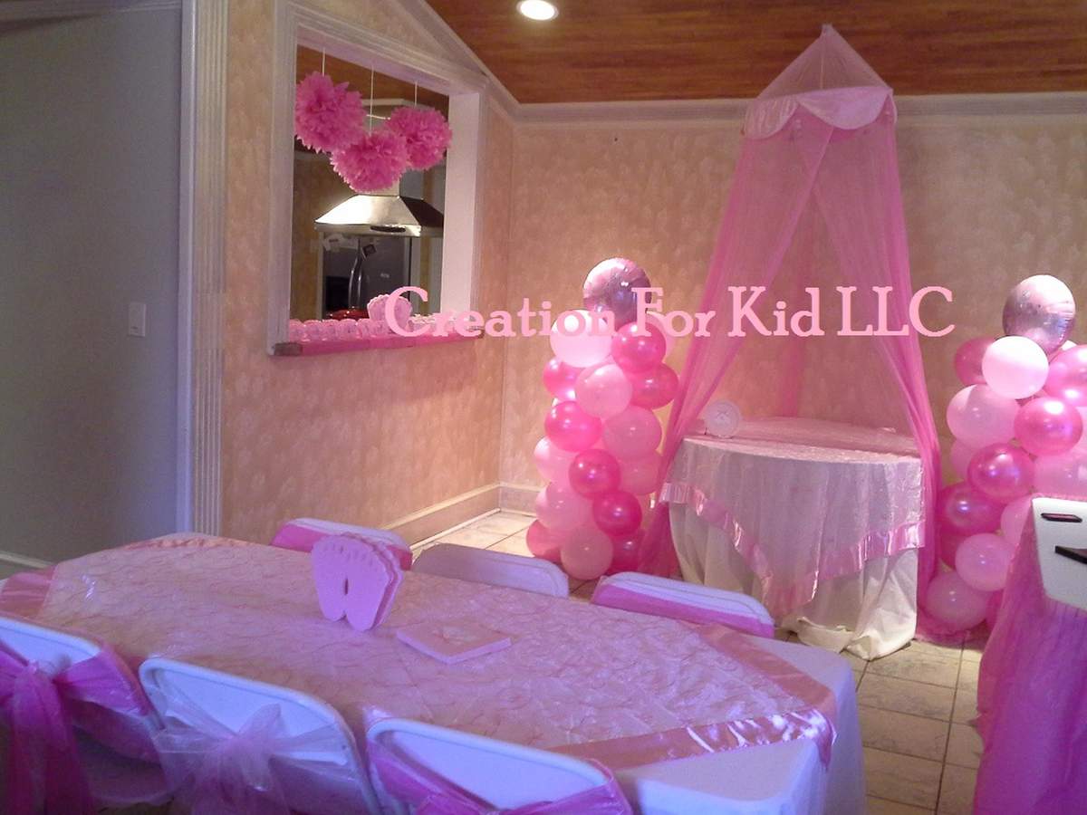 Pink Babyshower - Pink and White