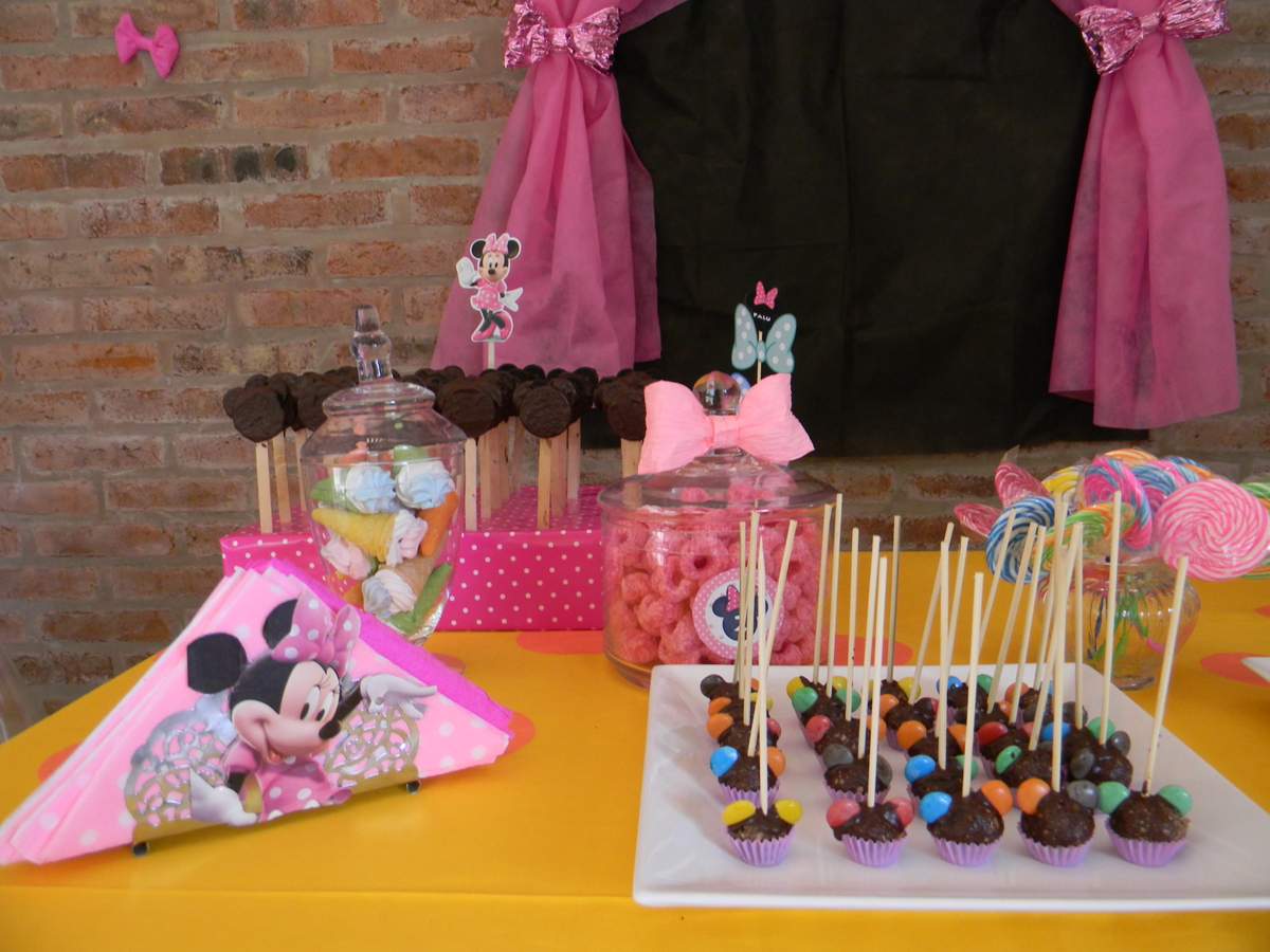Palu's BOW-tique - Minnie Mouse Bow Tique