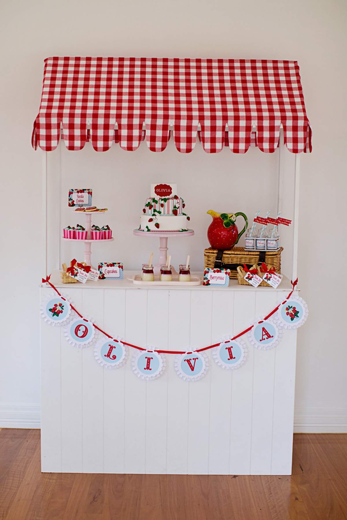 Strawberry Market Stall - None