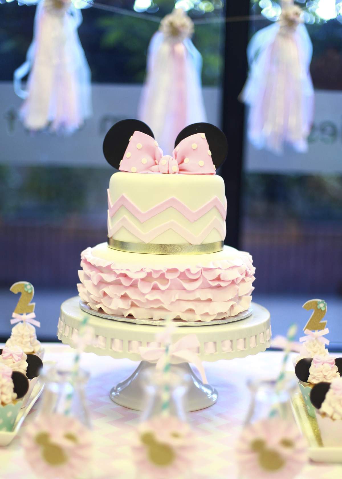 Mis Terribles 2 - Minnie Mouse 2nd Birthday Chevron