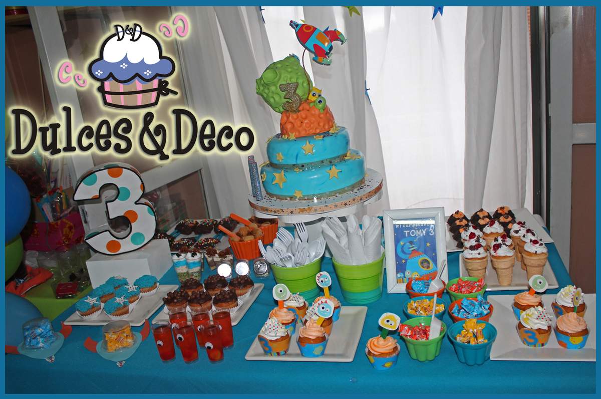 Cumple espacial - Space/aliens