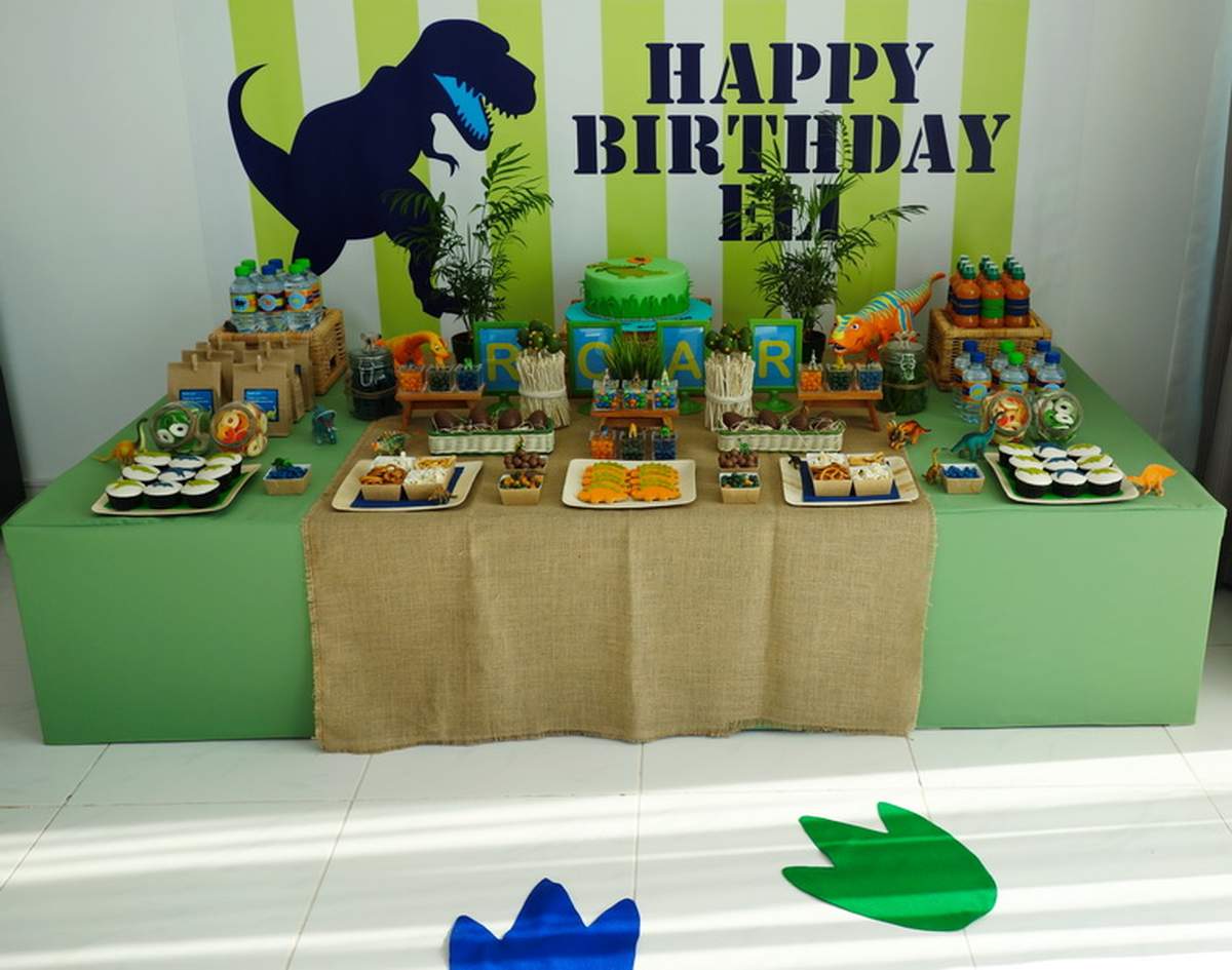 ROAR...ELI IS TURNING FOUR! - Dinosaur