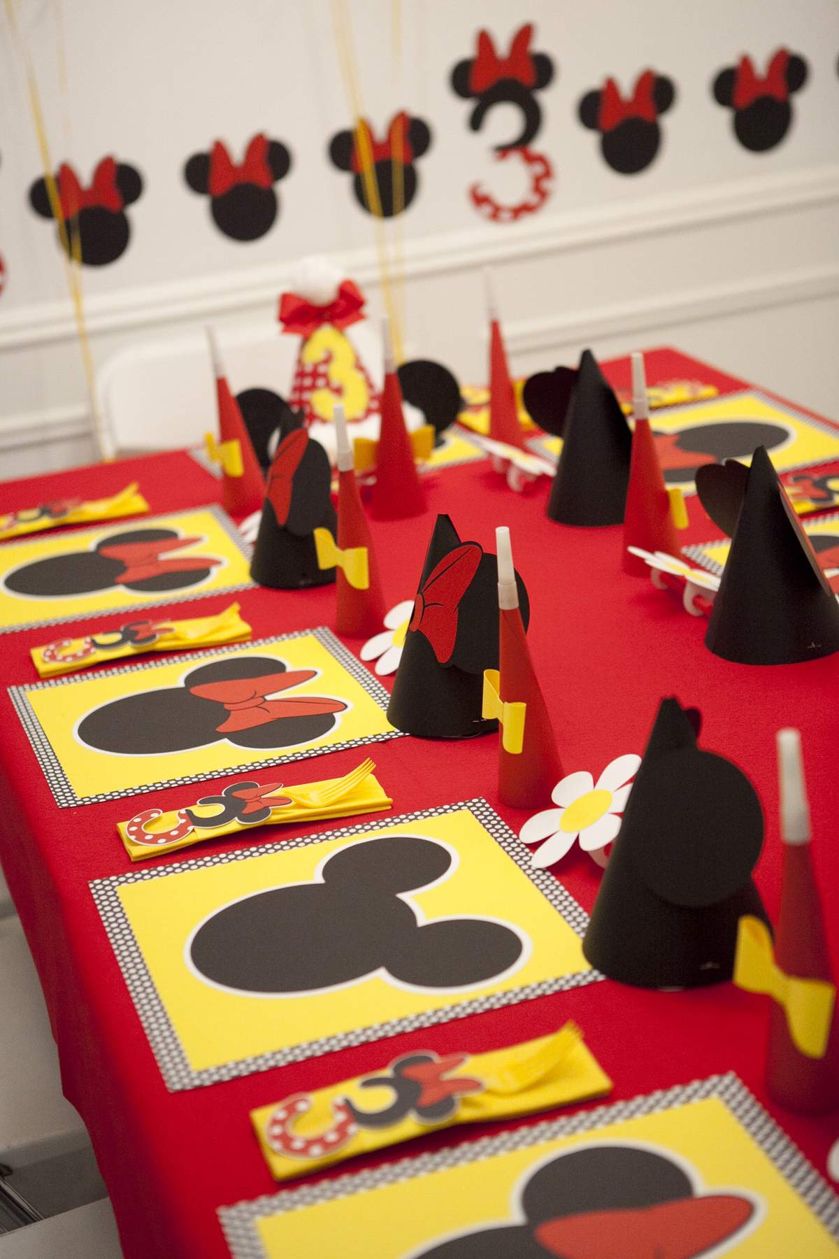 Addy's BOWtique - Minnie Mouse