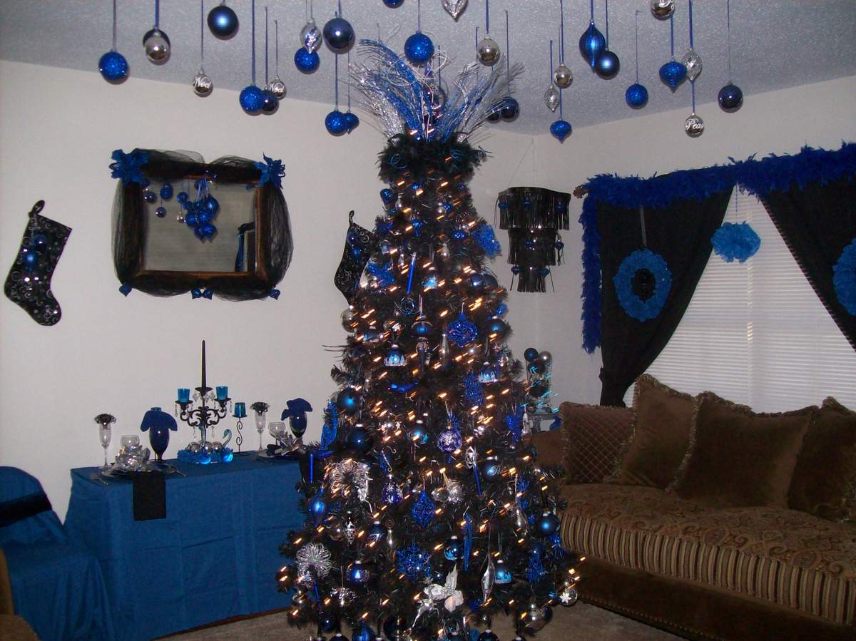Royal Blues - Blues and Blacks