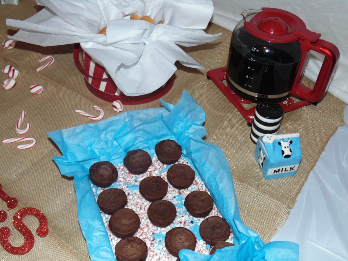 Cookie Exchange - Cookies & Milk