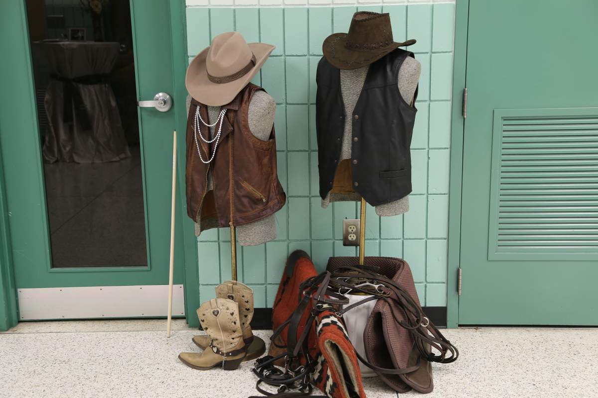 Western Glam - Western, Bling, Gold