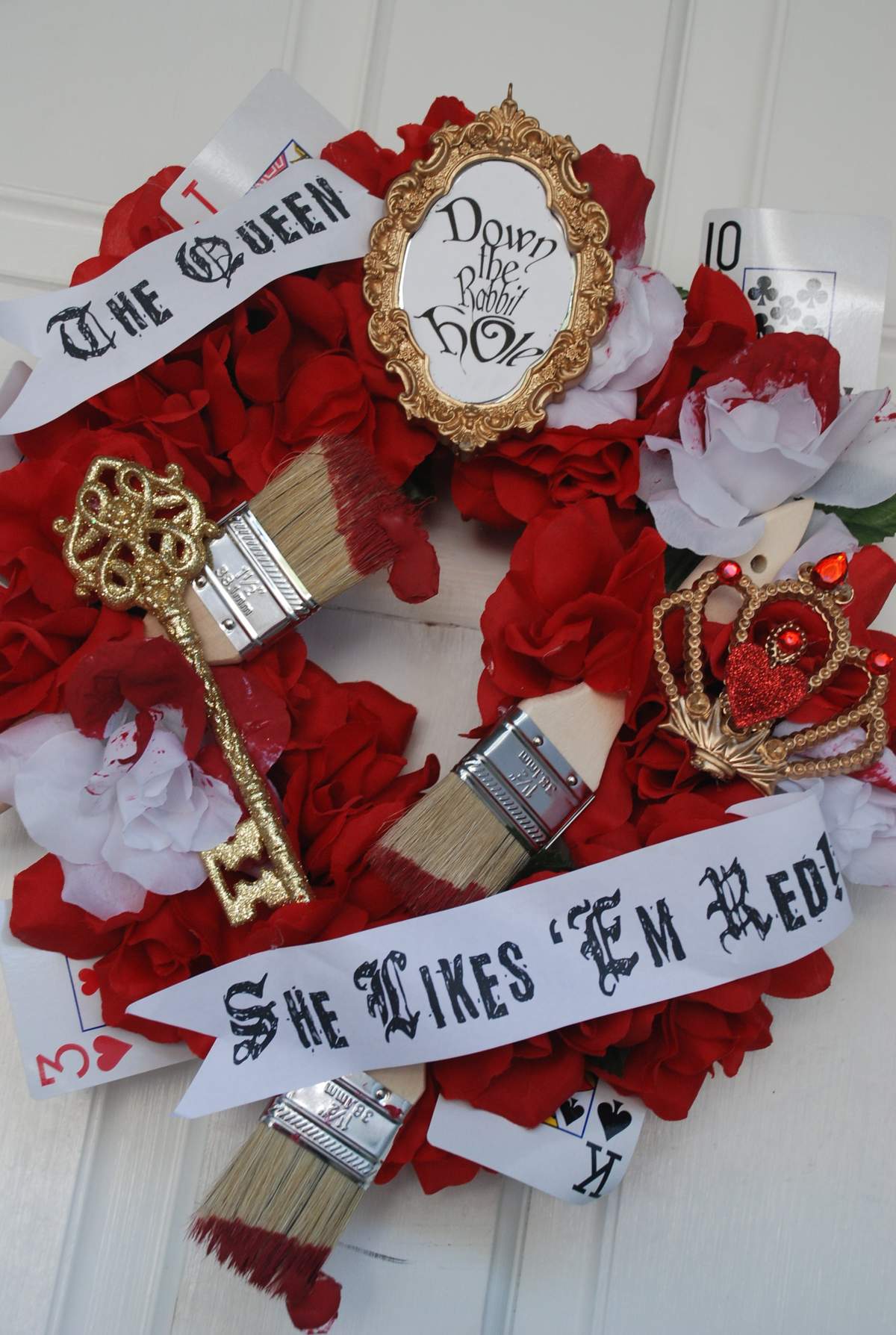 Queen Of Hearts Alice In Wonderland Birthday Party Ideas Photo 4
