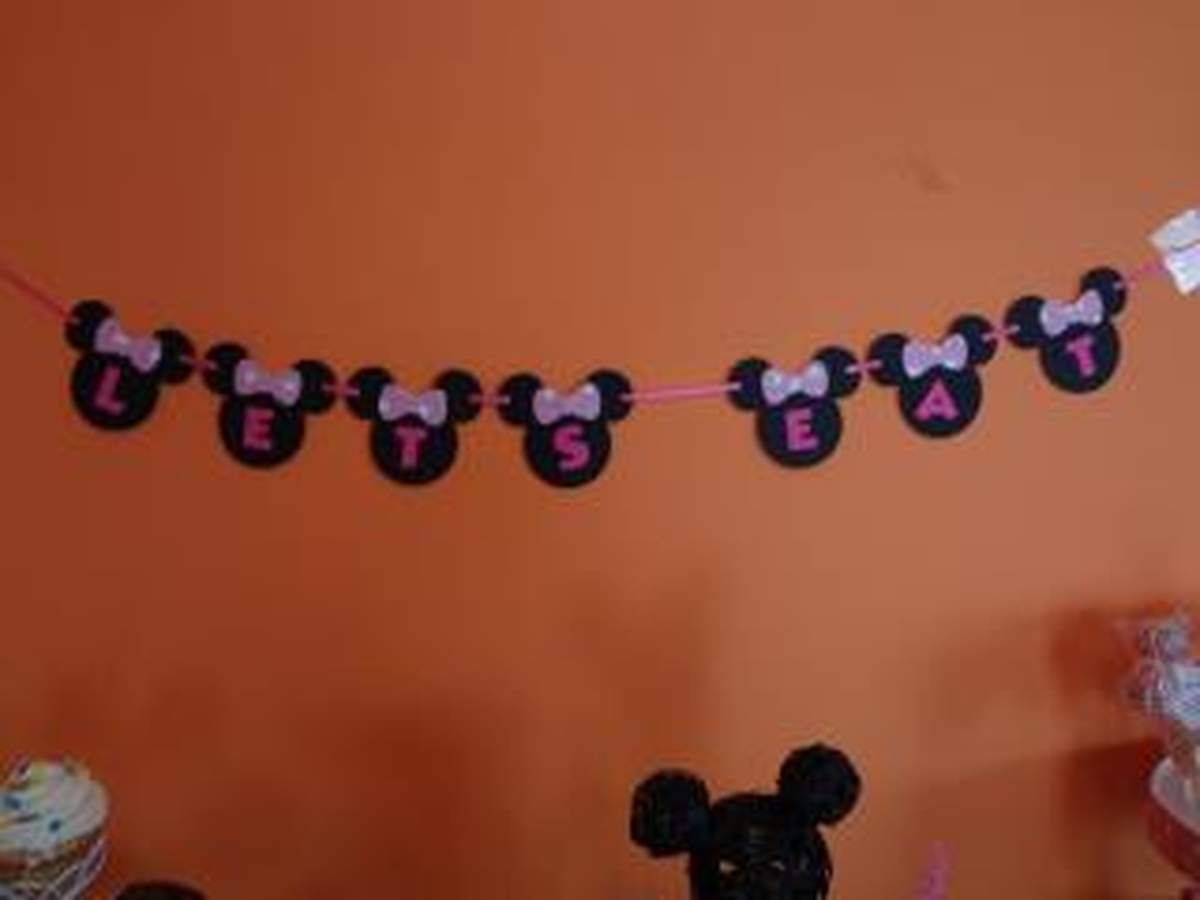 Colbi ande Chayces party - Minnie Mouse