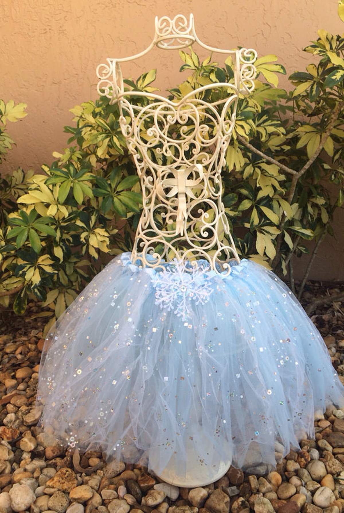 Frozen Birthday Party Ideas | Photo 6 of 14 | Catch My Party
