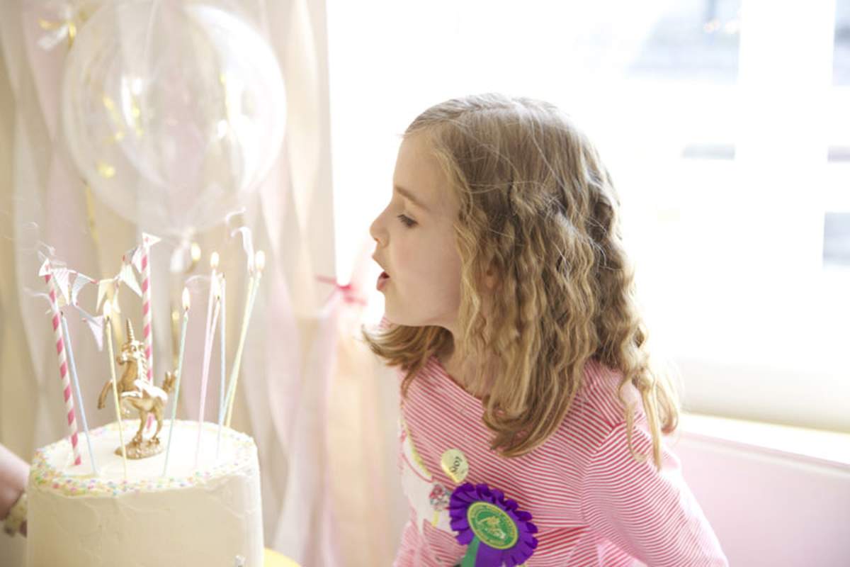 Unicorn Party - pink and gold