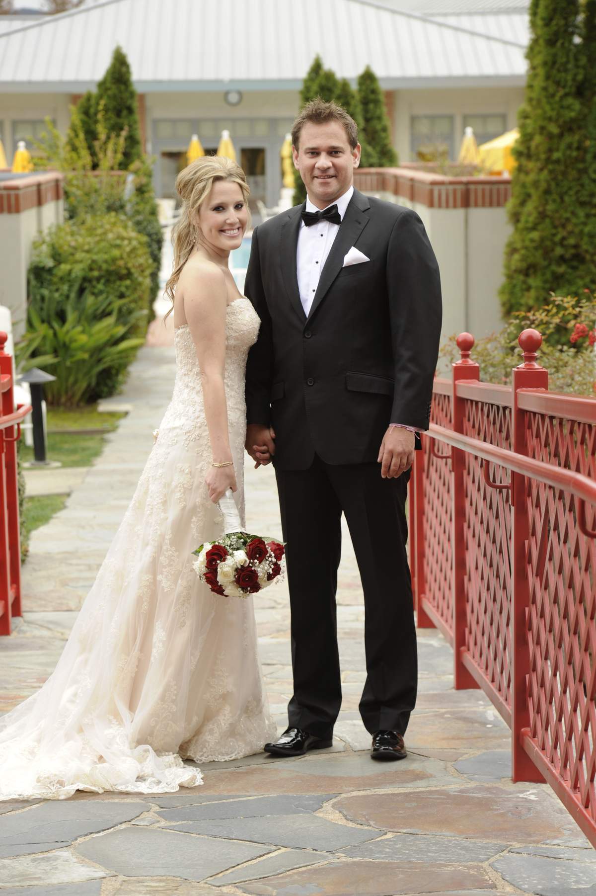 Hotlen Wedding - Romance