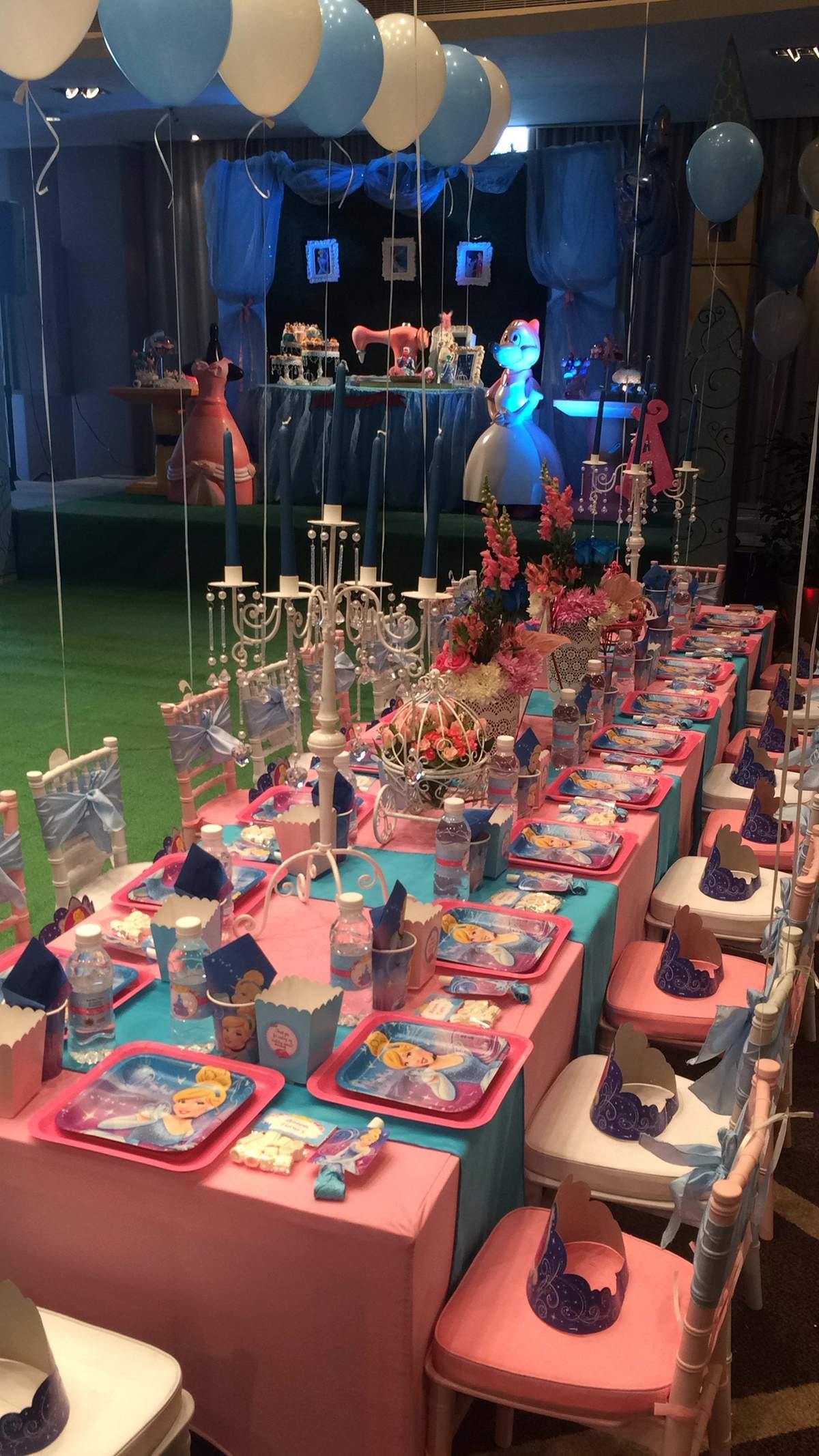 Cinderella Princess Birthday Party Ideas Photo 18 of 52