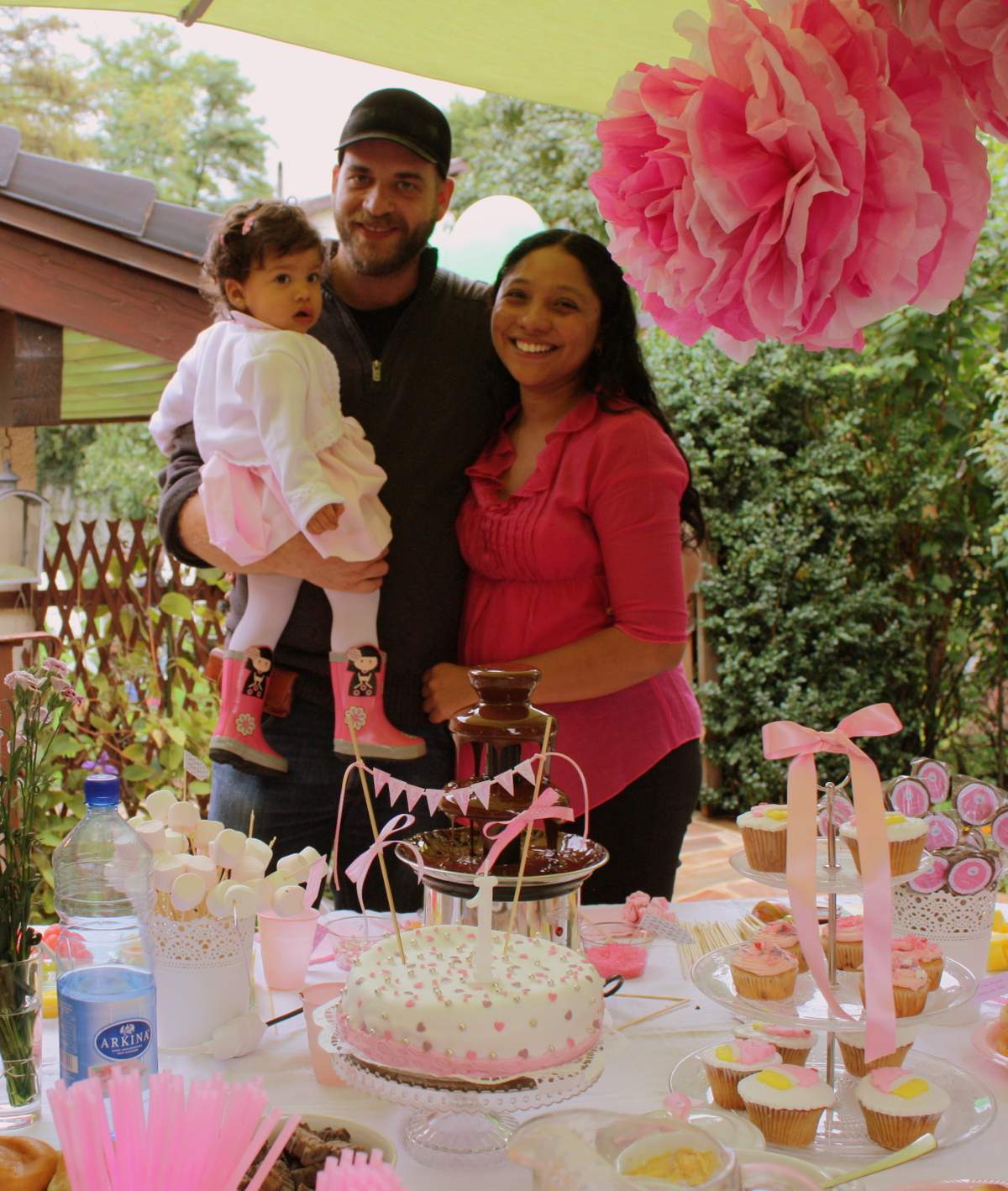 Pink party for Laetitia First Birthday - None