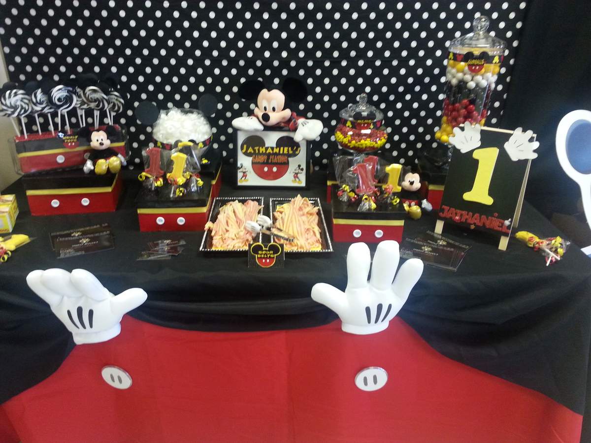 mickey 1st birthday - Mickey Mouse