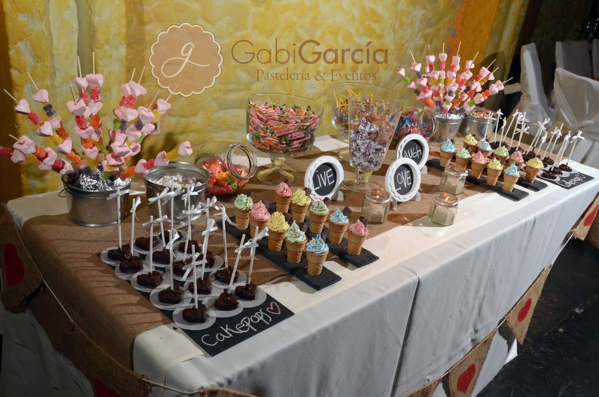 Sol & Augusto get married - Vintage 