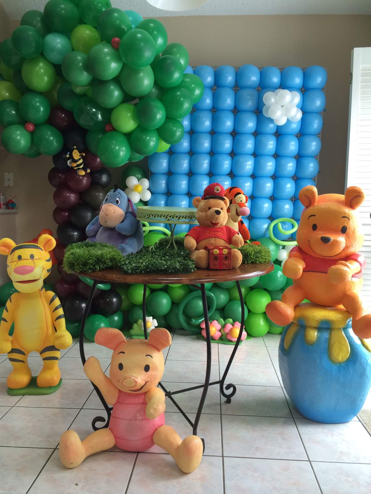 Isaac 2nd birthday - Winnie in the pooh