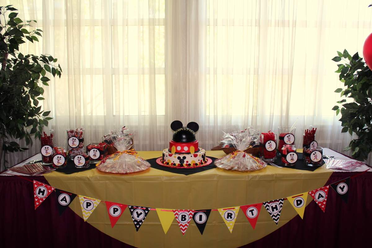 Avalynn's 1st Birthday - Mickey Mouse