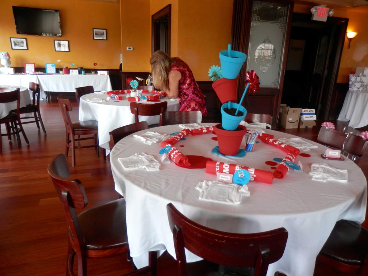 Dr Seuss Thing 1 Thing 2 Baby Shower Party Ideas Photo 1 Of 43 dr-seuss-thing-1-thing-2-baby-shower-party-ideas-photo-1-of-43