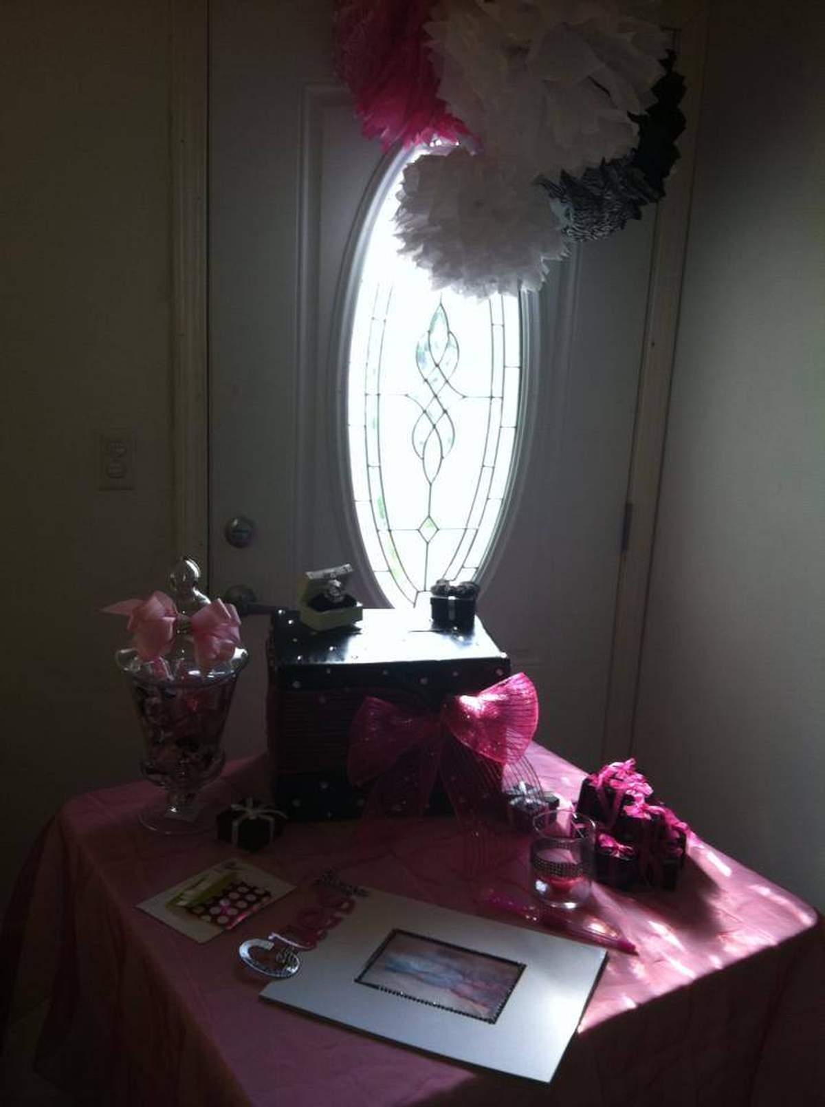 Pam Suprise Bridal Shower - Shoe Theme