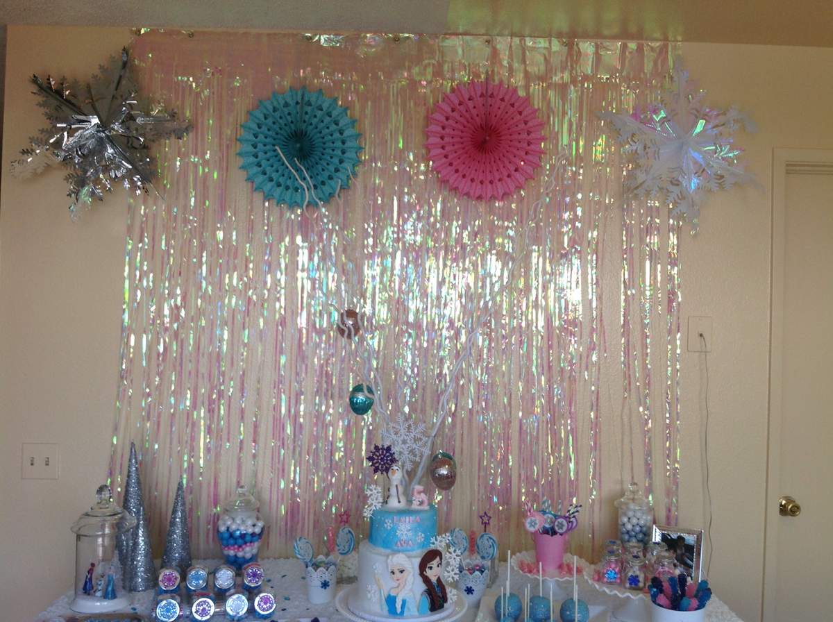 Ava and Laila's Frozen Party!  - Disney Frozen