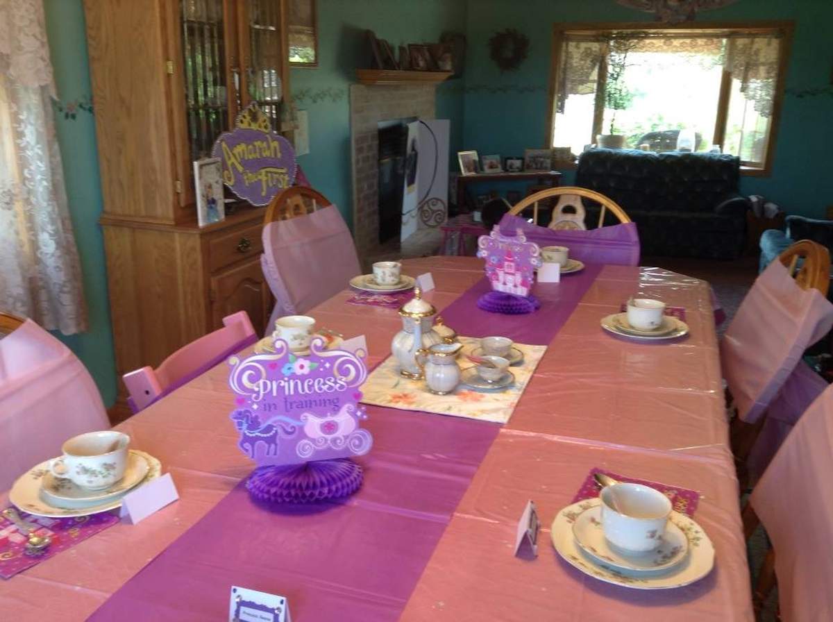 Amarah the First Tea Party - Sofia the First