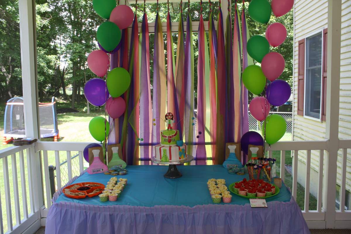 Kirra's Super Science 6th Birthday - Super Science