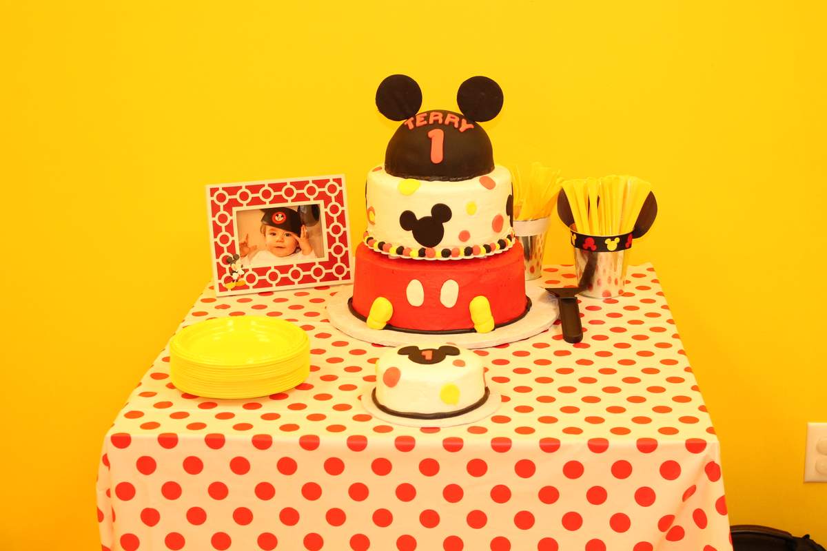 Baby Terry's 1 st Birthday - Mickey Mouse