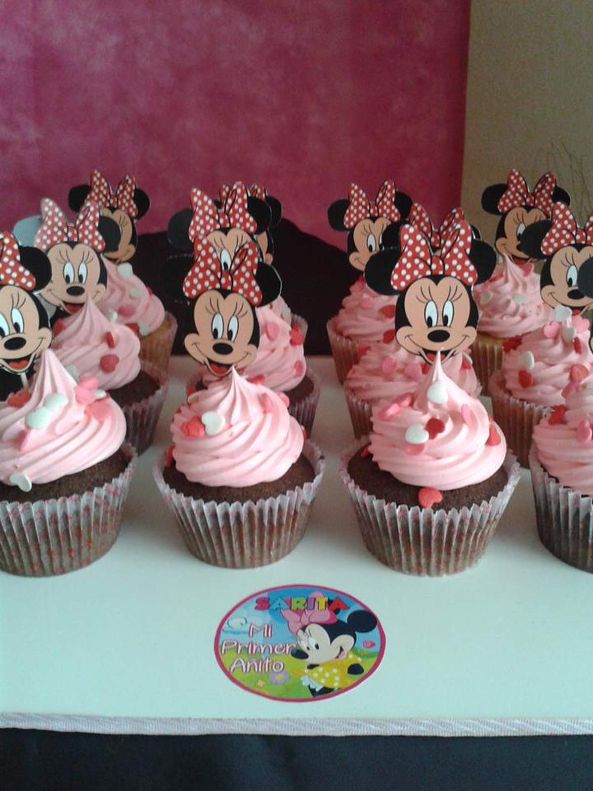 Sara cumplio 1 - Minnie Mouse