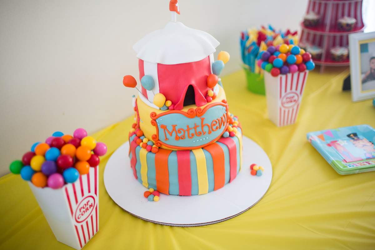 It's a circus party! - None