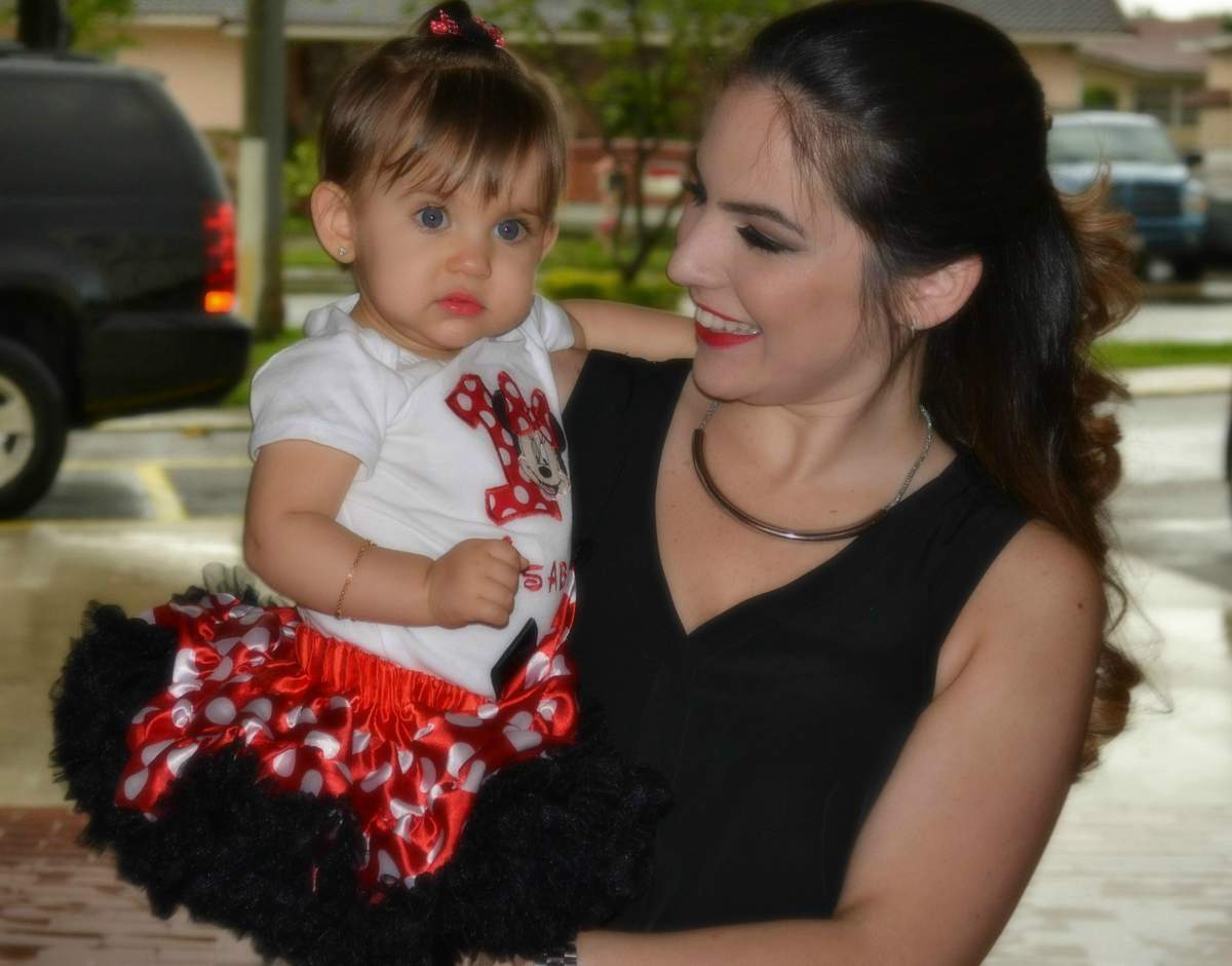 Isa Is One ! - Minnie Mouse (RED) Extravaganza 