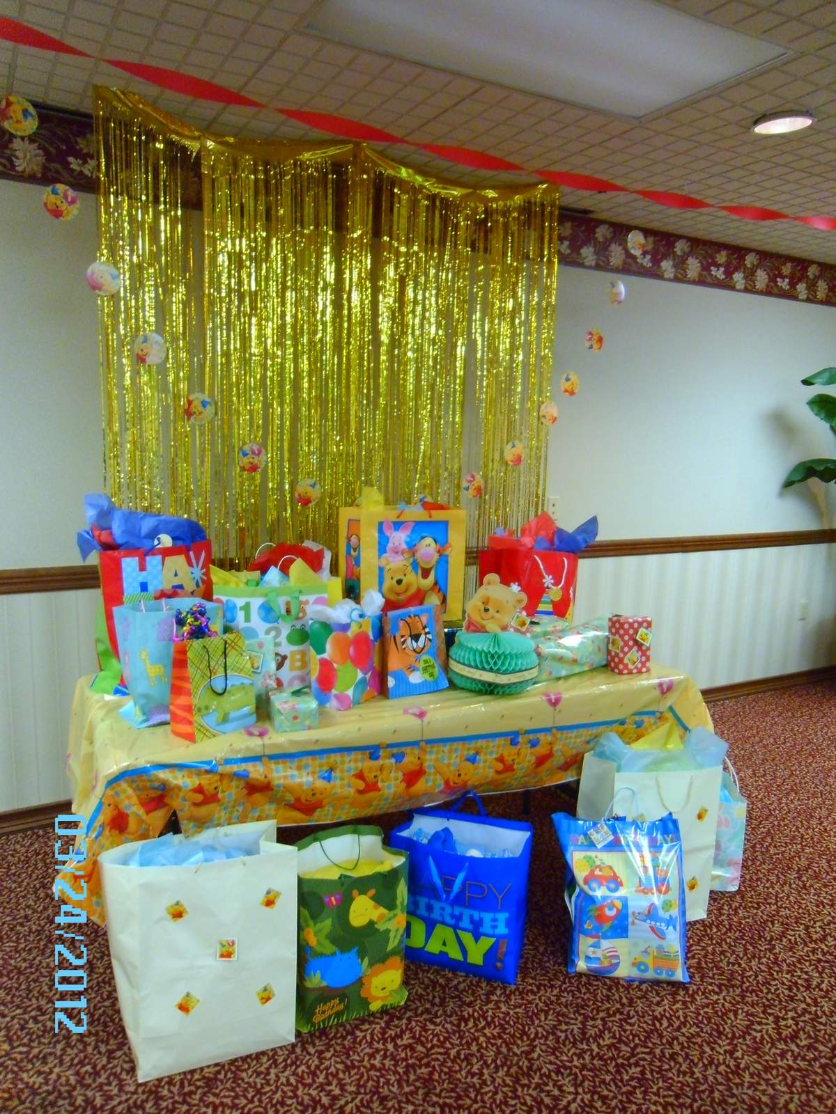 Noah's 1st birthday - Winnie the pooh 