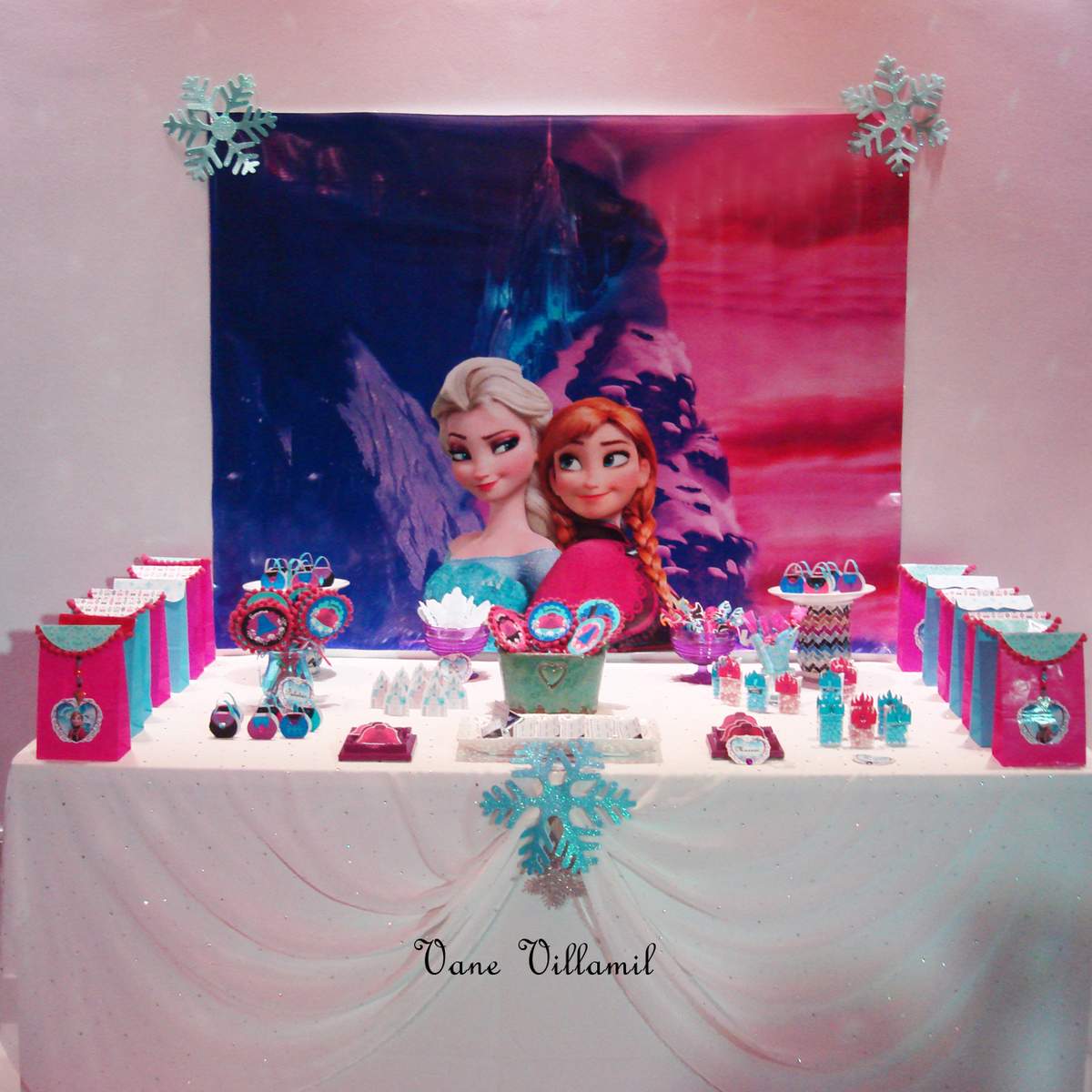 FROZEN - Frozen